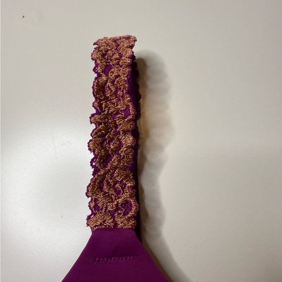 Natori Purple Underwire Bra with Lace Straps size 36 DDD GUC - Picture 3 of 6